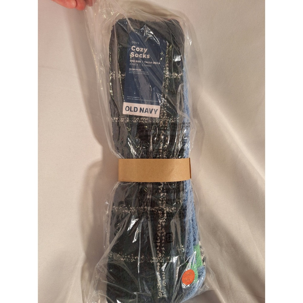 Old Navy Mens Cozy Socks 3 Pack Blue Green Plaid Snowflake Fuzzy One Size 801635
